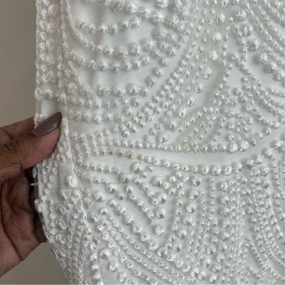 TADASHI SHOJI Bridal Ivory LUZ Embroider Cold Shoulder Flutter Sleeve Gown US 0 - Picture 6 of 16
